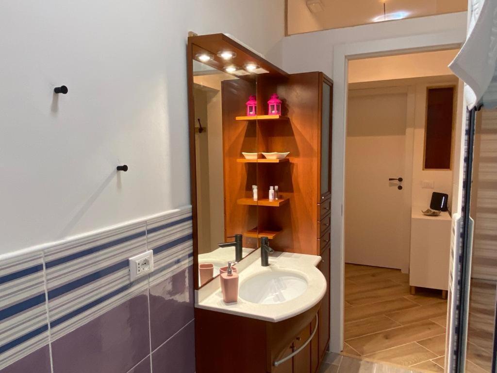 Casa Vacanze Nuanua Trieste Ngoại thất bức ảnh