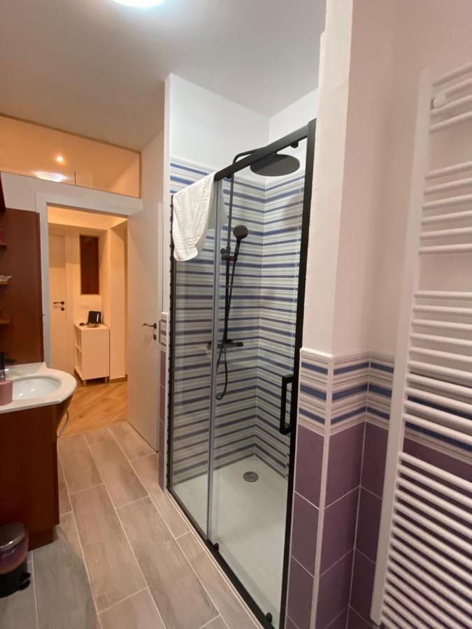 Casa Vacanze Nuanua Trieste Ngoại thất bức ảnh